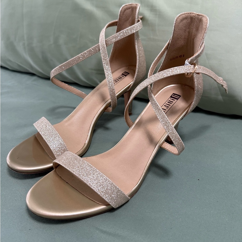 Gold Elegant Heels with Dainty Straps